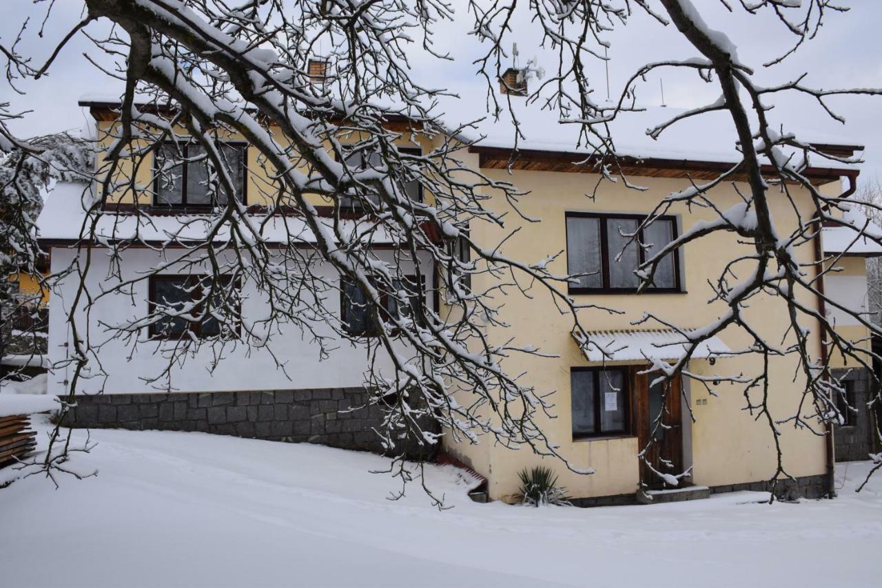 Apartmany Kvasejovice Susetice ภายนอก รูปภาพ